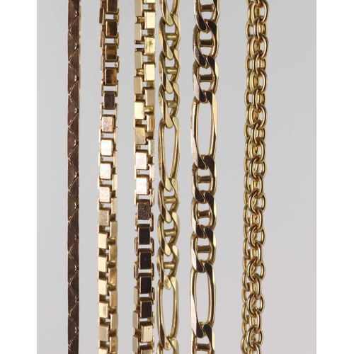 520 - Four 9ct gold/tests 9ct chains, box chain, width 2.41mm, length 16.5