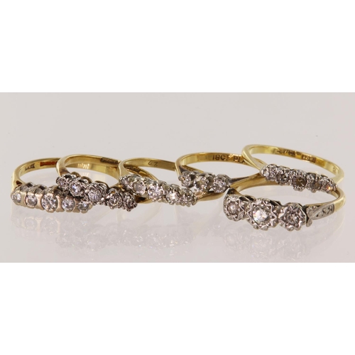 527 - Six 18ct gold/ tests 18ct vintage diamond rings, total weight 13.9g.