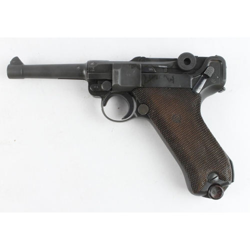 1045 - Pistol, a good Imperial, WWI P.08 Luger semi-automatic Pistol. Breech dated 1914. Calibre 9mm. Refin... 