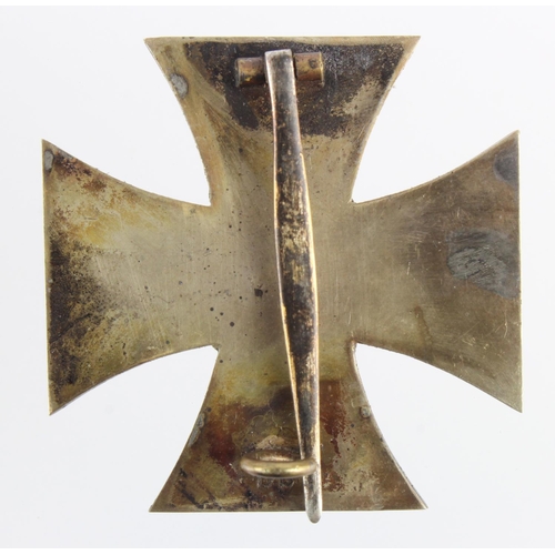 1326 - Imperial German Iron Cross 1st class pin back, 3x piece, magnetic core, L/13 maker marked.