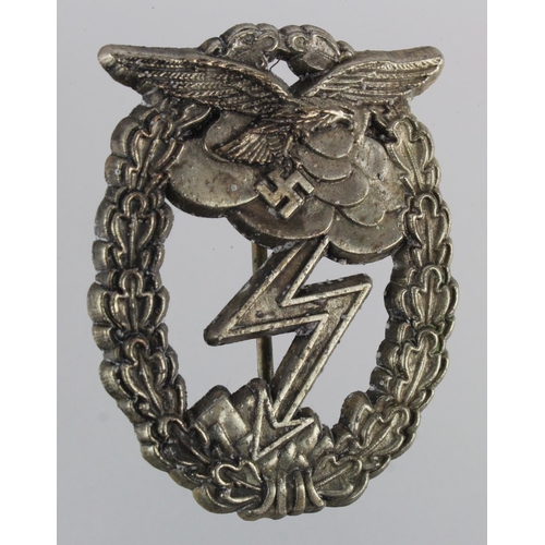 1361 - WW2 German 3rd Reich Luftwaffe ground combat badge maker marked Ges.Gesch.