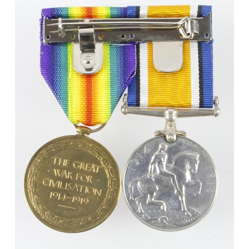 1525 - BWM & Victory Medal to 28980 Pte E W Starling Bedford Regt. GSW buttock 3/4/18.  (2)