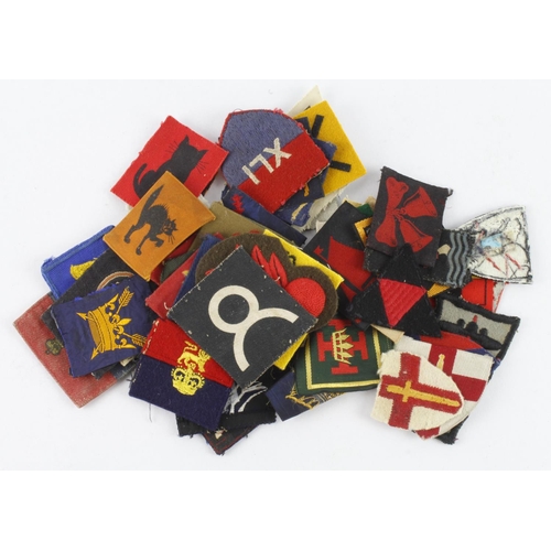 1581 - Cloth badges: British Army, Royal Navy & R.A.F. WW2 & later Formation Signs Shoulder titles all in e... 