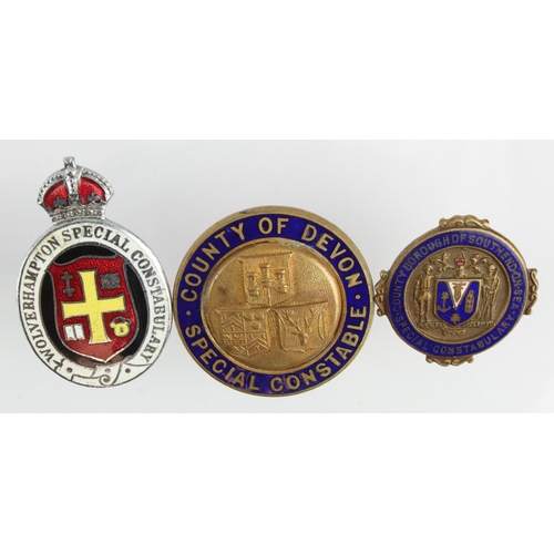 1761 - Police Special Constable badges (3) comprising WW1 County Borough of Southend on Sea, WW1 County of ... 