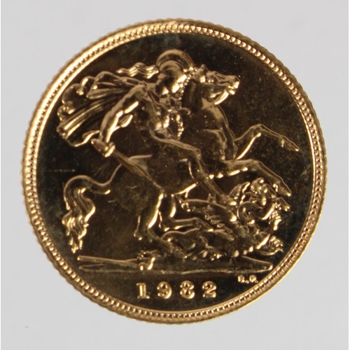 42 - Half Sovereign 1982 UNC