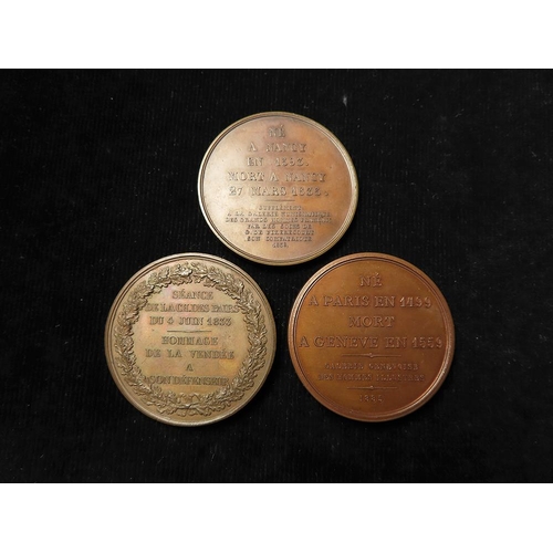 933 - French Commemorative Medals (3) 19thC, bronze d.41mm: Jacques Callot by Caqué 1838 EF, Scipion de Dr... 