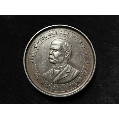 975 - USA, Commemorative Medal, heavy pewter d.68.5mm: John Newton Williams Inventor of The Williams Typew... 