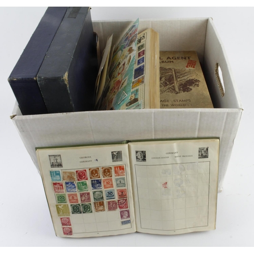 200 - World selection in various albums and packets, plus large qty of 1960's / 1970's FDC's.  (Heavy)  2x... 