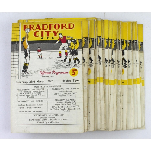 638 - Football programmes - Bradford City home games 1957 to 1962  (approx 52)