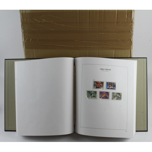 91 - GB - QE2 decimal collection in several Davo luxury hingeless albums numbered II to VI for both UM an... 