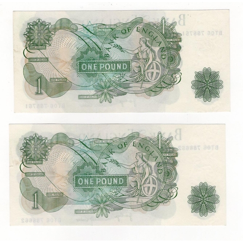 69 - ERROR Page 1 Pound (2) issued 1970, mismatched serial numbers BT06 788652 & BT06 788662 (B322, Pick3... 