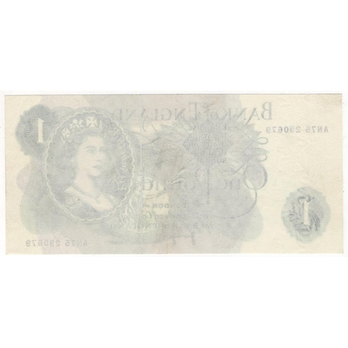 70 - ERROR Page 1 Pound issued 1970, completely blank reverse, a rare uniface note, serial AN75 290679 (B... 