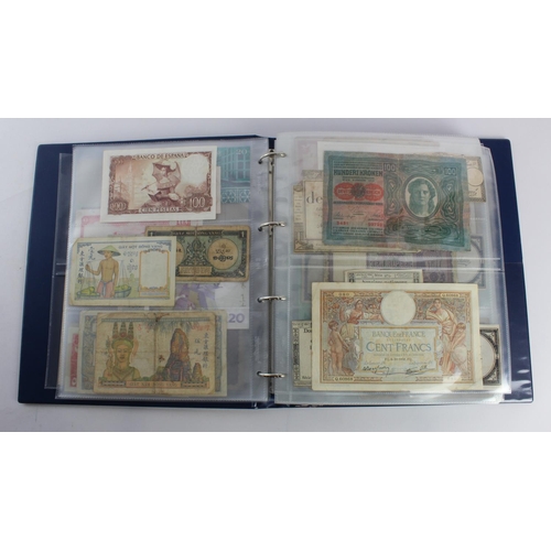 931 - World (280+), an album of mixed world notes to include Bermuda 1 Pound 1957, East Africa 1 Shilling ... 