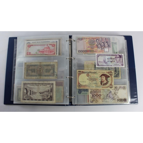 931 - World (280+), an album of mixed world notes to include Bermuda 1 Pound 1957, East Africa 1 Shilling ... 