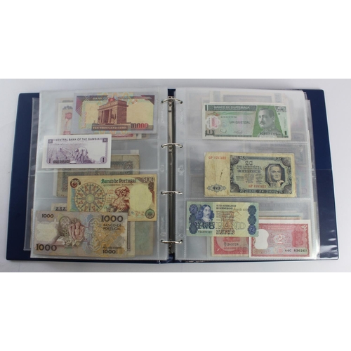 931 - World (280+), an album of mixed world notes to include Bermuda 1 Pound 1957, East Africa 1 Shilling ... 