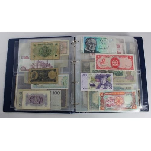 931 - World (280+), an album of mixed world notes to include Bermuda 1 Pound 1957, East Africa 1 Shilling ... 