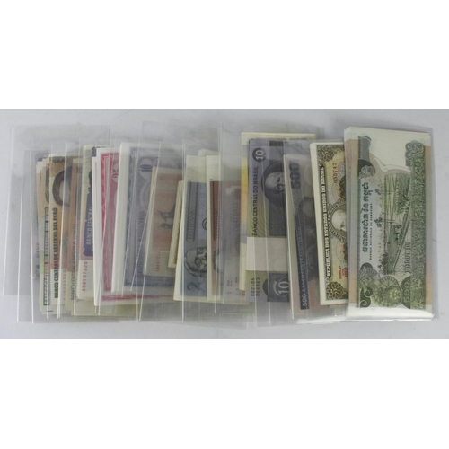 936 - World (387), high grade lot in bundles, Brazil 5 Cruzeiros estampa 2A (11), 100 Cruzeiros 1981 - 198... 