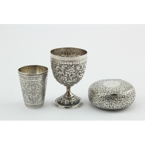 1096 - Mixed lot of silver items comprising a decorated snuff? Box  has one mark on the  lid which is as fo... 