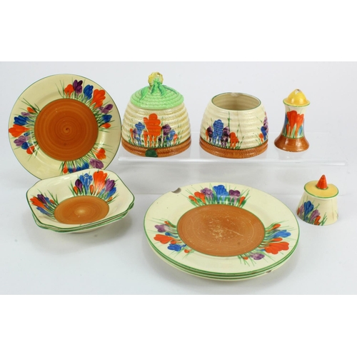 1133 - Clarice Cliff. Ten items of Clarice Cliff Crocus pattern, including dishes, plates, preserve pots, e... 