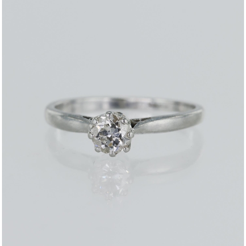 31 - Platinum (tests 950) diamond solitaire ring, one round brilliant cut approx. 0.37ct, estimated colou... 