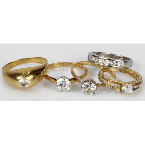 541 - Five 18ct gold/tests 18ct CZ dress rings, finger sizes L, M/N, O/P, P/Q and Q/R, total weight 15.3g.