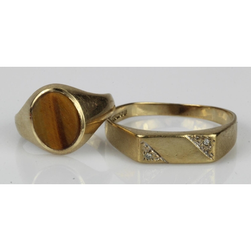 551 - Two 9ct gold signet rings, stones include diamond and tigers eye, finger sizes I/J, W, total weight ... 