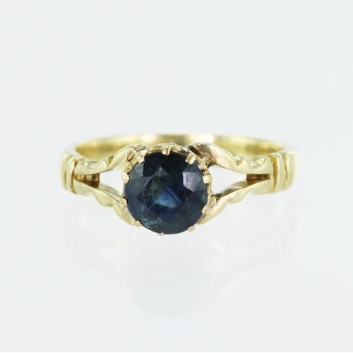 59 - Yellow gold (tests 15ct) vintage sapphire solitaire ring, one round teal sapphire measures approx. 6... 