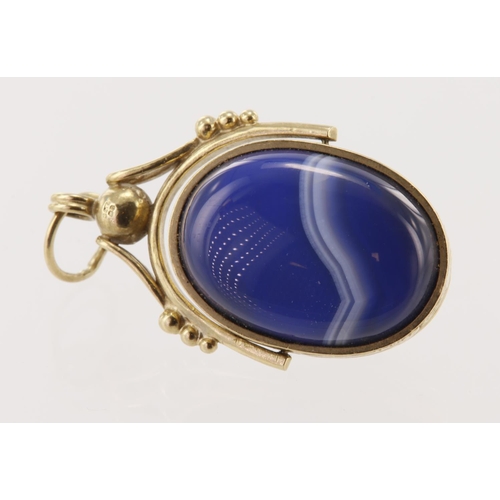 653 - 9ct yellow gold vintage swivel fob pendant, set with one onyx and one blue banded agate both measuri... 