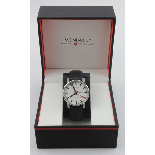 711 - Gents stainless steel cased Modaine automatic wristwatch. The white dial with black baton markers, d... 