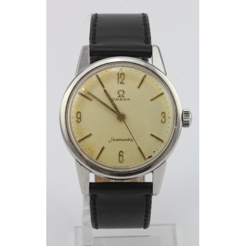 738 - Gents stainless steel cased Omega Seamaster manual wind wristwatch, circa 1961. The cream dial with ... 