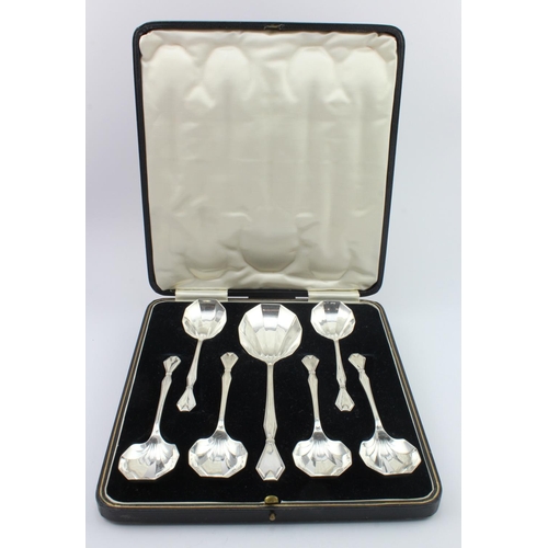 984 - Silver set of six dessert spoons & serving spoon, hallmarked 'CB&S, Sheffield 1934', serving spoon l... 