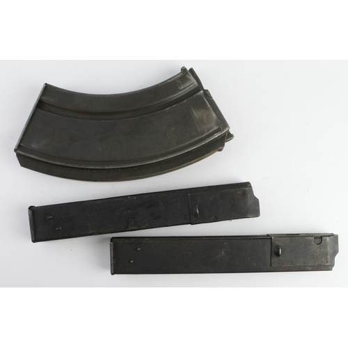 1029 - Magazines x3 for the Bren Gun (1) Thomson Sub m/gun (?) US .45 Cal