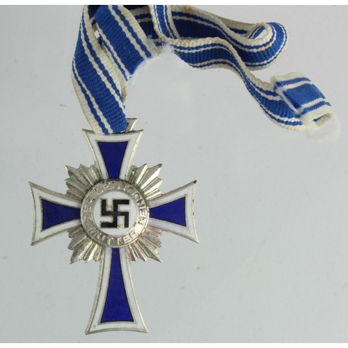 1133 - German 3rd Reich Silver Grade Mothers Cross for having 6-7 Children.