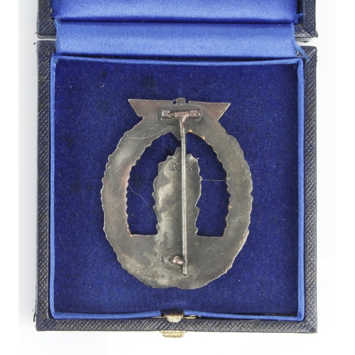 1201 - German Kriegsmarine Mine Sweepers badge by RK in fitted case.