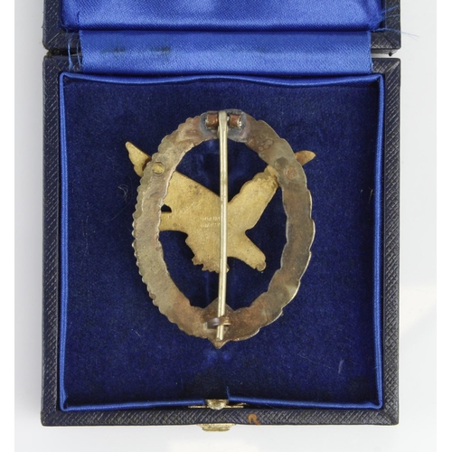 1223 - German Luftwaffe Radio Operators badge (Deumer) in fitted case.