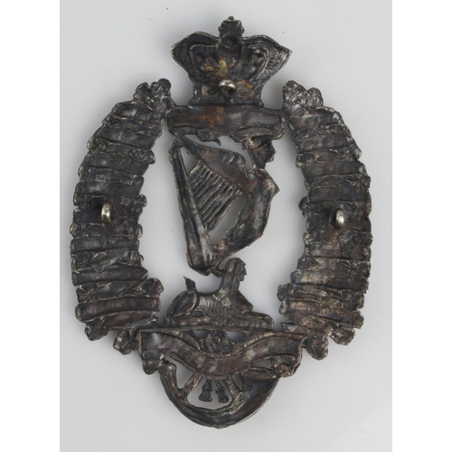 1467 - Badge Royal Irish Rifes impressive, Victorian, battle honours to Central India, tests silver, 3 loop... 