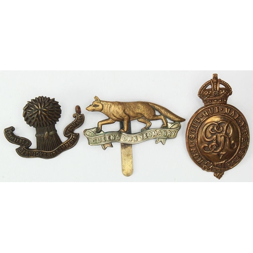 1483 - Badges including Queens own yeomanry, Lothians &Berwickshire Imperial Yeomanry and GRV Guards.