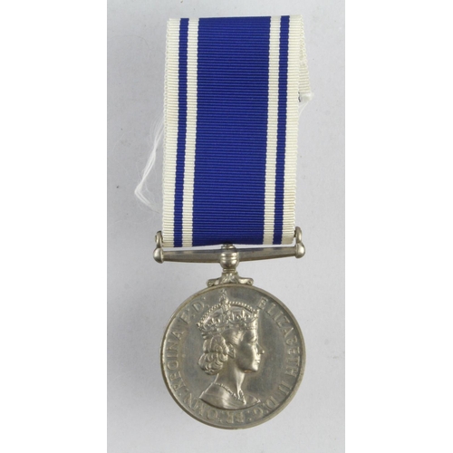 1707 - Police LSGC Medal QE2 named (D.S.(2nd C1) Walter Knott).