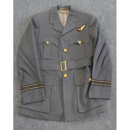 1728 - RAF air gunners late WW2 officers jacket with kings crown brass buttons and A/G brevet.