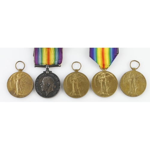 1877 - WW1 medal odds - BWM (508011 Pte W L McKay 13-London), and Victory Medals (4057 Pte J Hewitt Ches R)... 