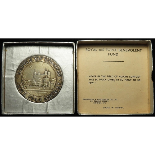 870 - British Commemorative Medal, white metal d.57mm: Battle of London Sept 1940-1941 May / June 1944-Aug... 