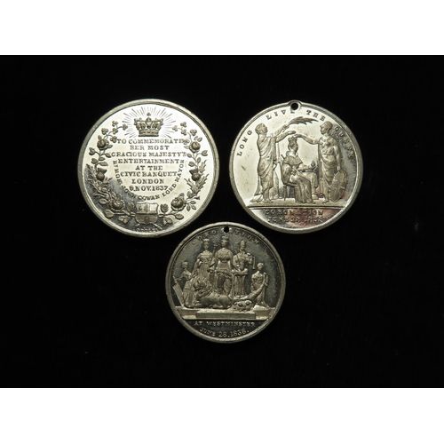 873 - British Commemorative Medals (3) white metal d.28-34mm, young Queen Victoria issues 1837-38, nEF-EF,... 