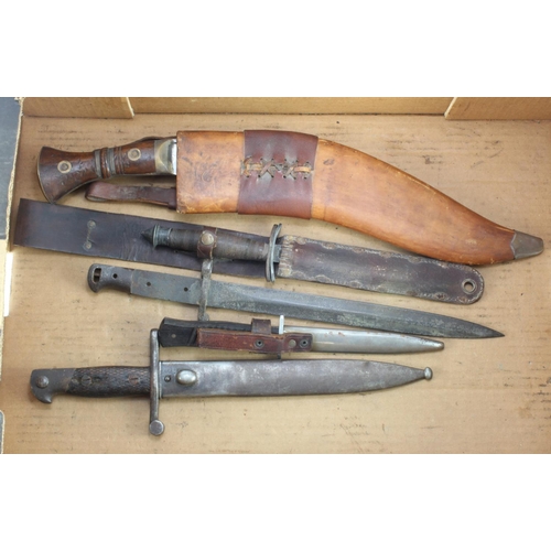 938 - Bayonets various plus a German Boot knife and a 1917 dated Kukri  (5 items)   Sold as seen