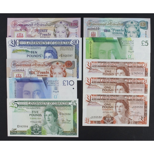 304 - Gibraltar (10), a group of Uncirculated notes comprising 20 Pounds 1995, 10 Pounds 1986, 1995 & 2010... 