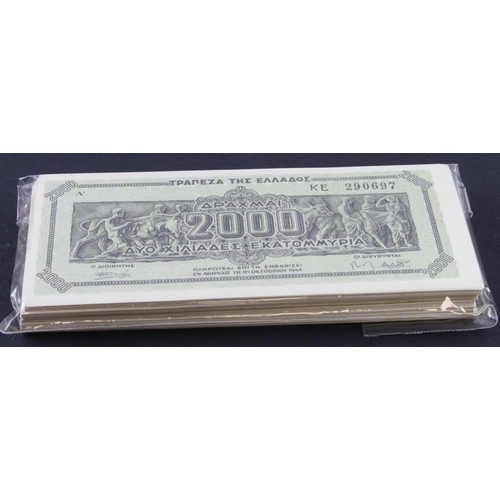 318 - Greece 2,000,000,000 Drachmai (100) dated 11th October 1944 (Pick118a) some toning, about Uncirculat... 