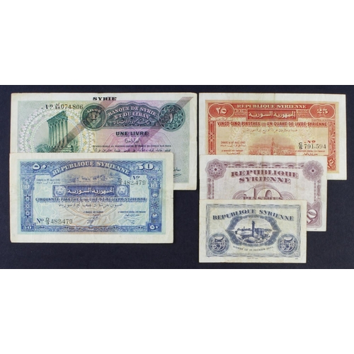 432 - Syria (5), 1 Pound dated 1939, 50 Piastres and 25 Piastres dated 1942, 10 Piastres and 5 Piastres da... 