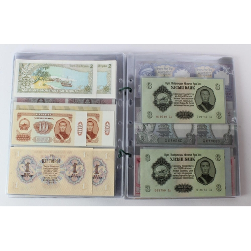 471 - World (136) an interesting group of world notes, 68 different notes all in consecutively numbered pa... 