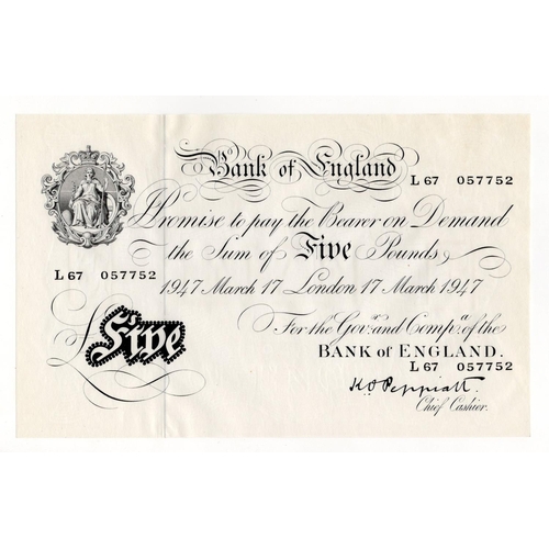 67 - Peppiatt 5 Pounds (B264) dated 17th March 1947, serial L67 057752, London issue on thin paper, a con... 