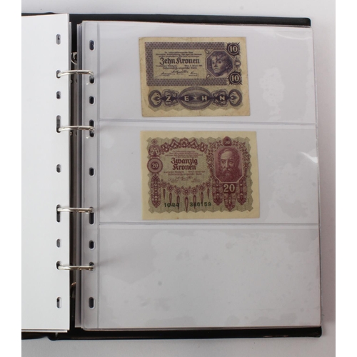 88 - Bank of England in an album plus a few world notes (35 total), O'Brien Lion & Key 5 Pounds (2), 1 Po... 