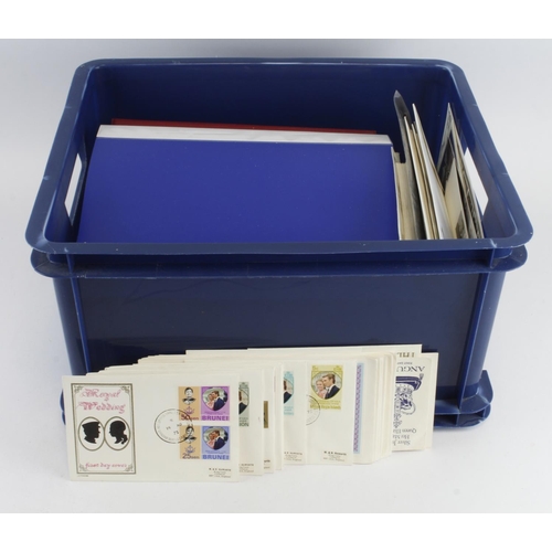 104 - Large blue crate of various Royalty issues & printed album with various Channel Islands  (Qty)  Buye... 